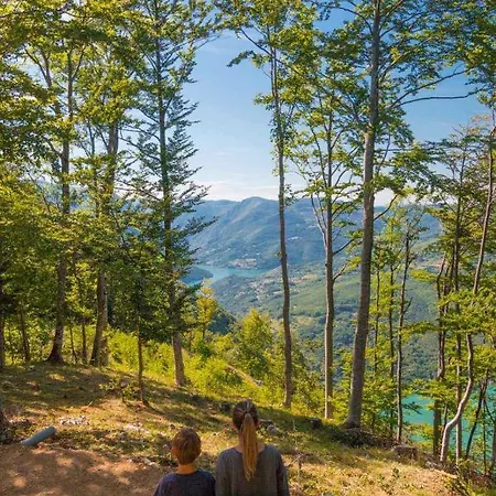 Case de vacanță Log Banjska Stena Mitrovac