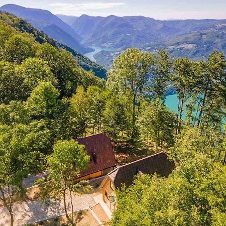 Log Banjska Stena Case de vacanță *